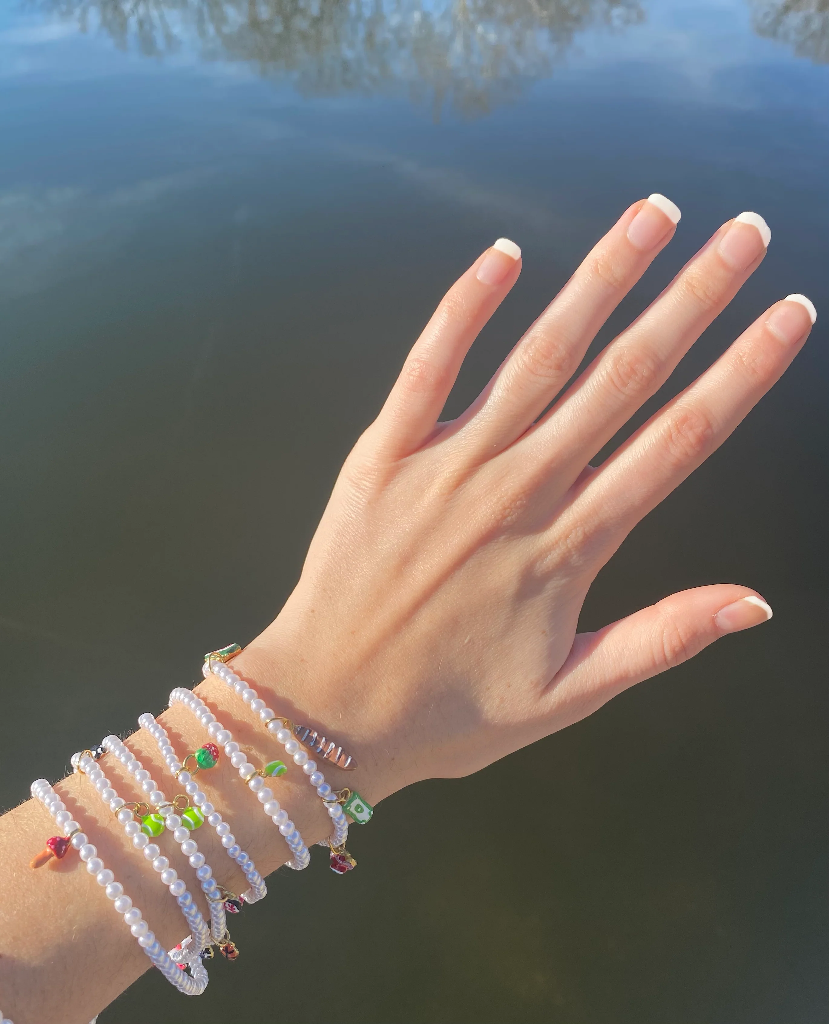 Thumb 4